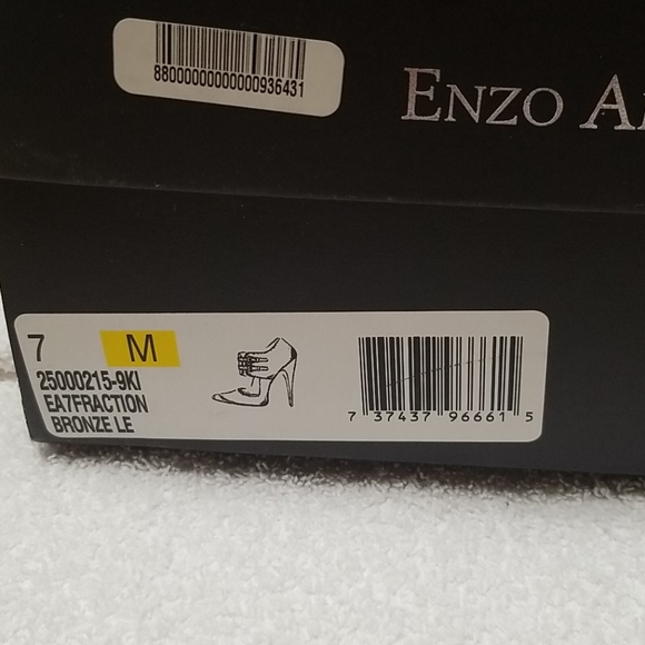 Heels - Picture 5 of 5